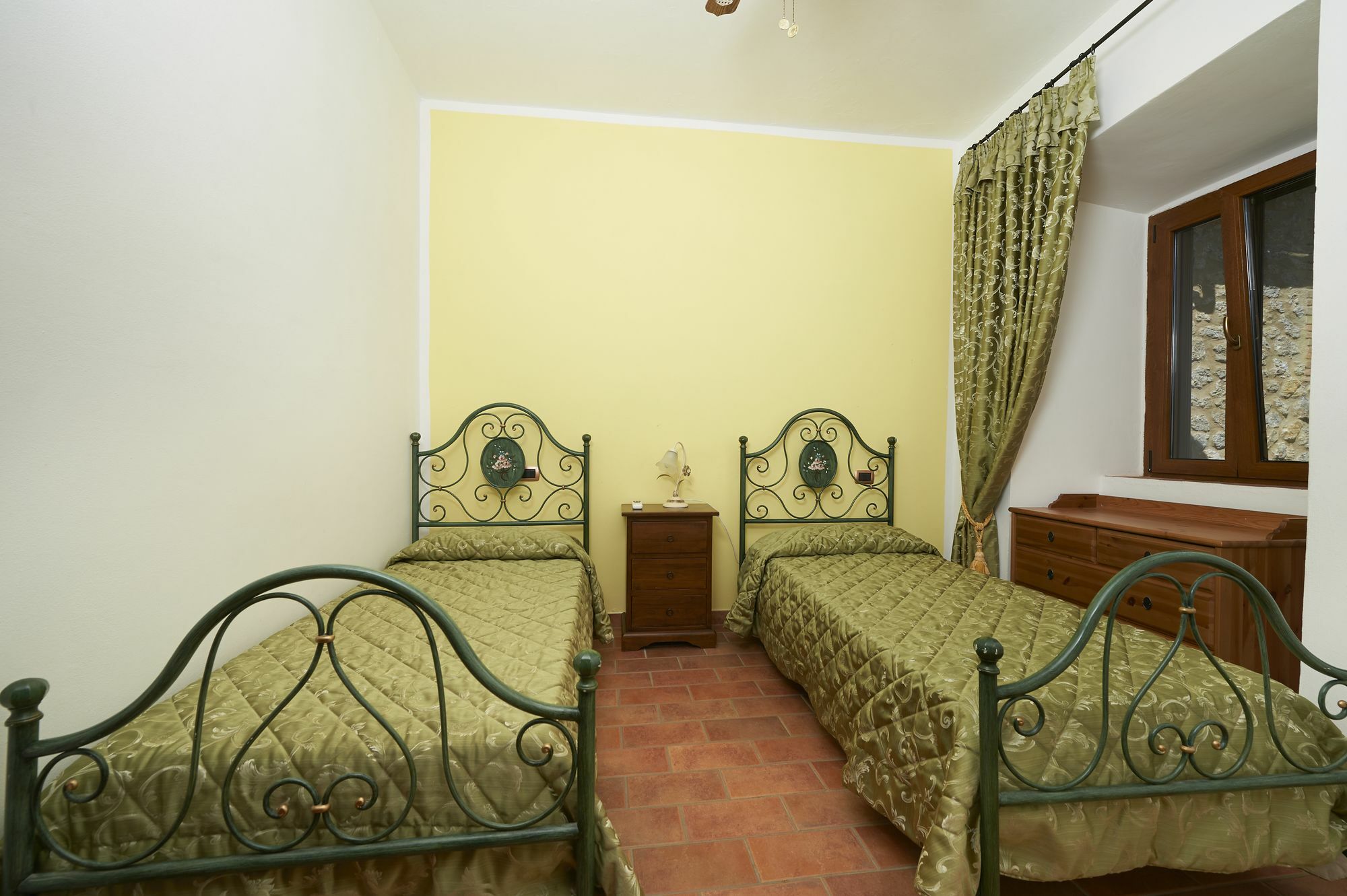 Agriturismo I Pini 圣吉米纳诺 外观 照片